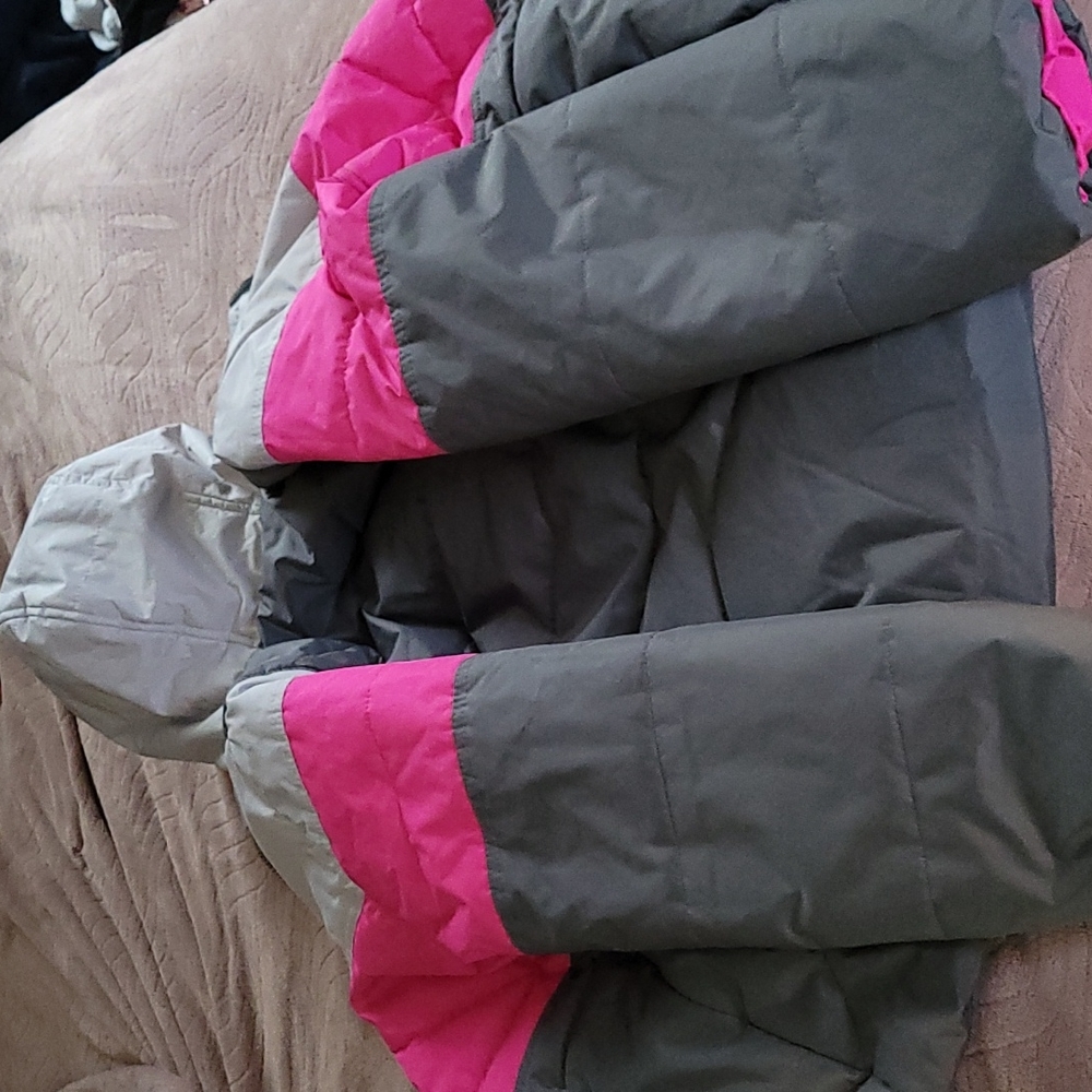 Girls winter jacket - Picture 3 of 4